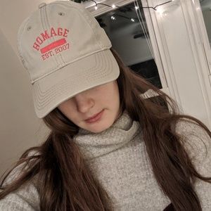 Meet your Posher, Hannah